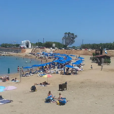 Photothea Daire Protaras