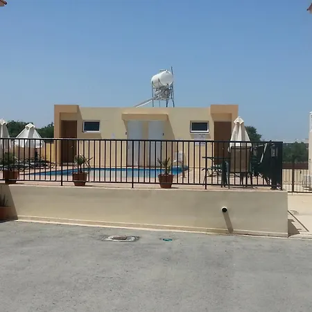 Photothea * Protaras